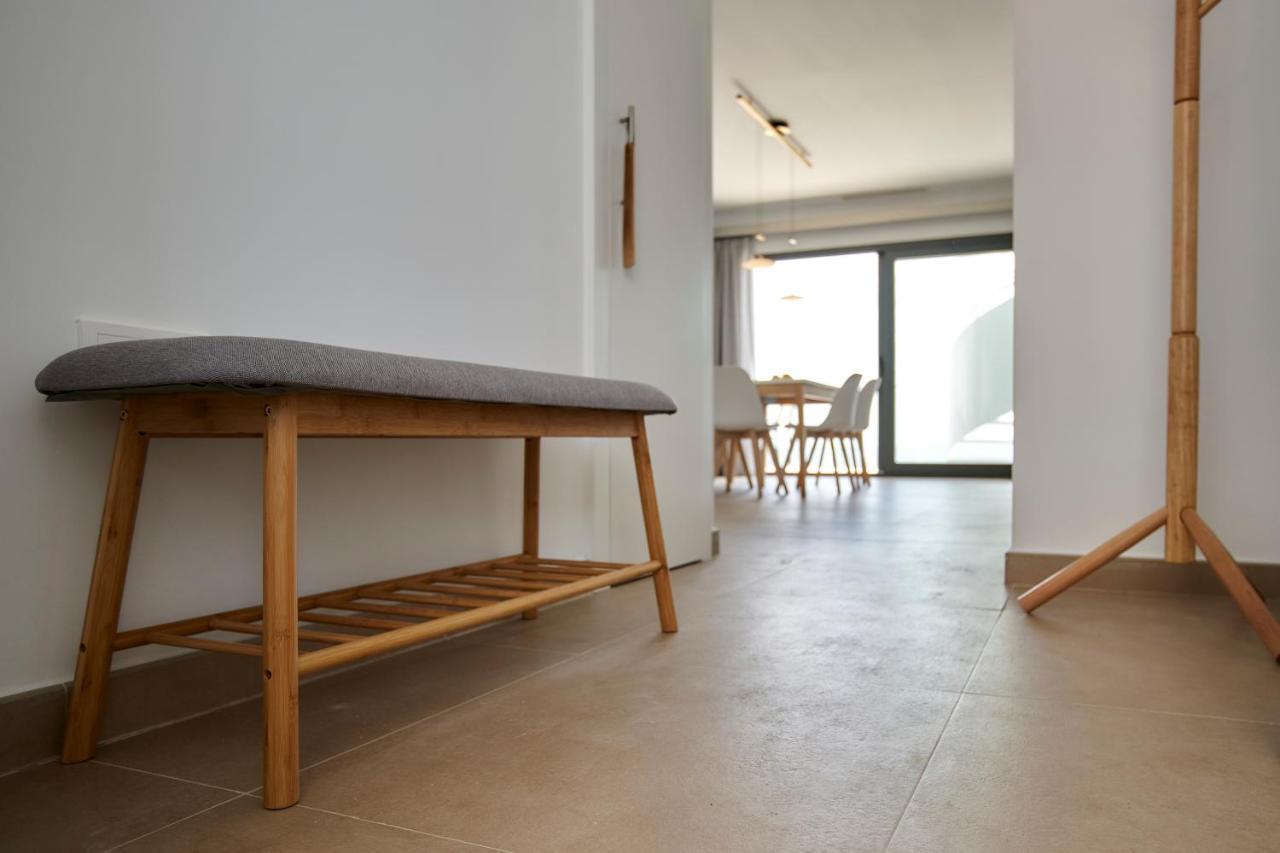 Penthouse With Stunning View And Rooftop Terrace *