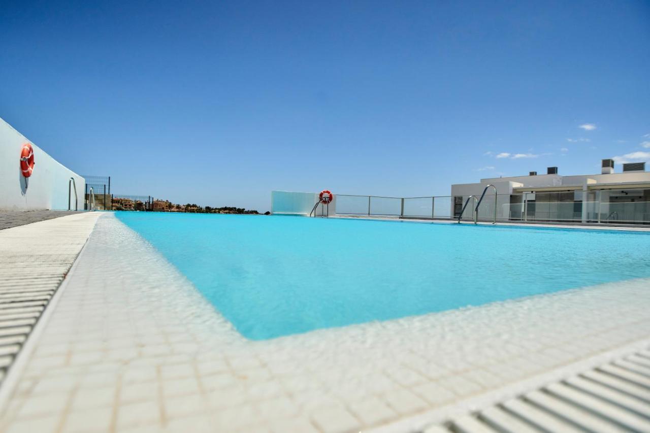 Penthouse With Stunning View And Rooftop Terrace Apartment Manilva