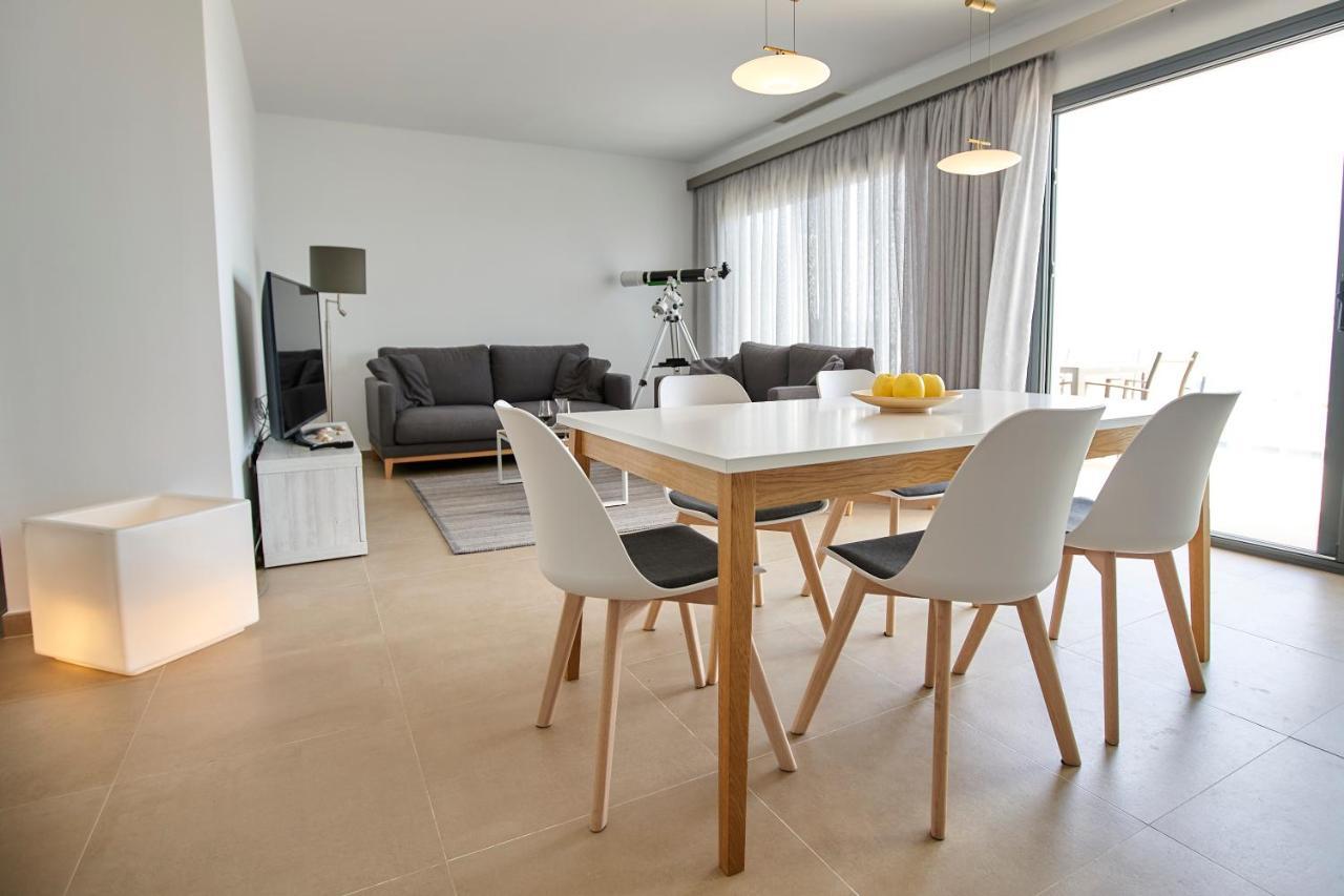 Penthouse With Stunning View And Rooftop Terrace Apartment *