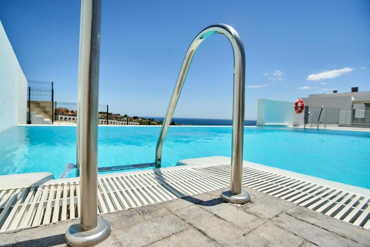 Penthouse With Stunning View And Rooftop Terrace Apartment Manilva